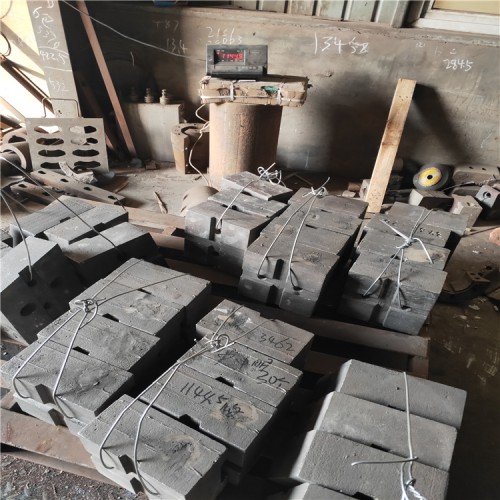 定制耐磨高鉻錘頭方錘井錘凳錘廠家直銷(定制耐磨高鉻錘頭