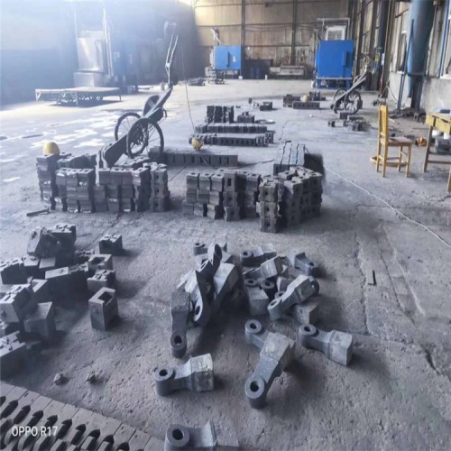 【高鉻錘頭高錳鋼錘頭雙金屬復合錘頭甩錘方錘合金鋼錘頭】