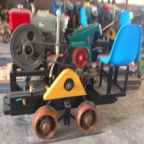 1噸柴油牽引機(jī)車 小型礦井牽引機(jī)車