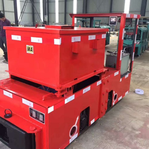 新疆礦用2.5噸電機(jī)車 防爆蓄電池電機(jī)車