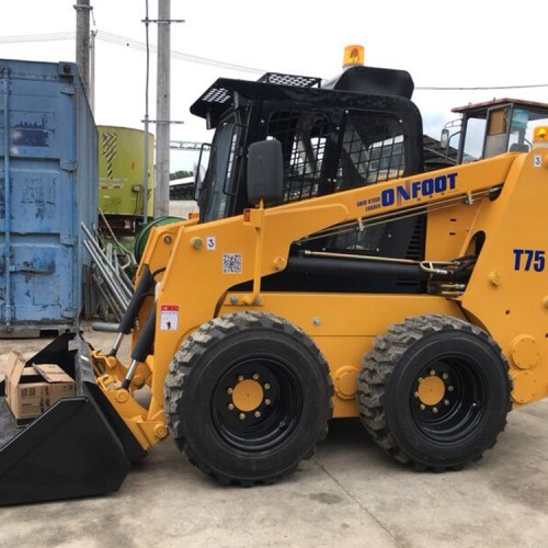 多功能滑移裝載機(jī) T75型滑移裝載機(jī)