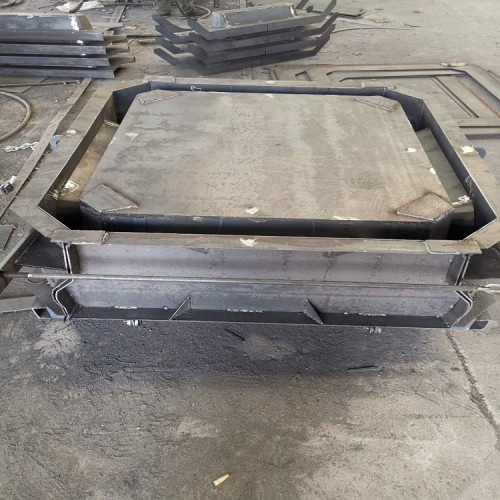 繁盛定做箱型護坡模具 自嵌式擋土墻模具 魚巢式護坡模具廠家