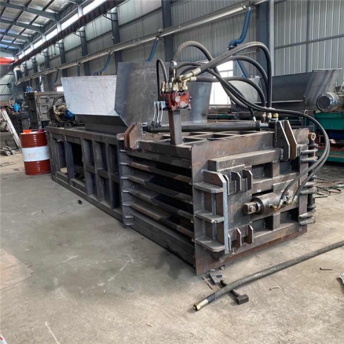 自動臥式液壓打包機(jī)廠家