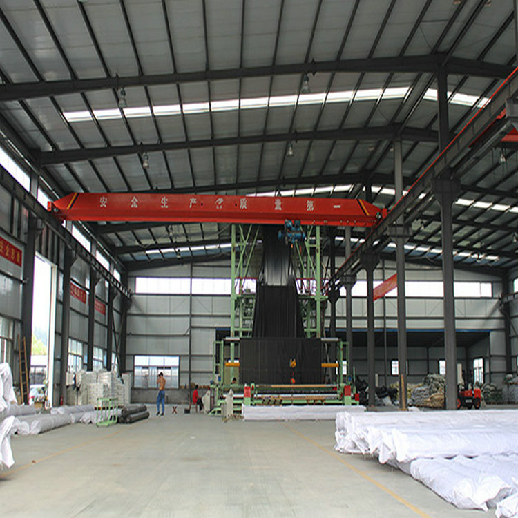 養豬場沼氣池防滲膜1.5mm厚土工膜焊接施工