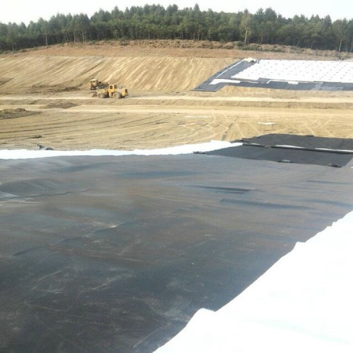 北京耐老化1.0cm排水板 什么是防滲膜 氧化塘防滲土工膜