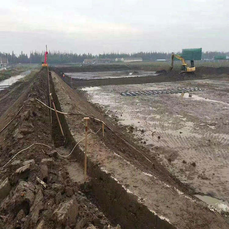 污水管道內(nèi)襯防滲膜 恒瑞牌土工膜 防滲膜作用