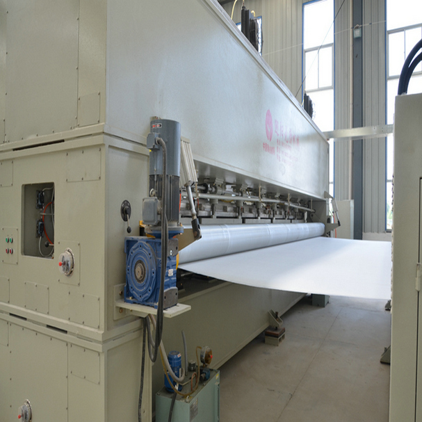 邢臺耐腐蝕500g復合土工膜 兩布一膜復合土工膜 尾礦堆場防滲HDPE土工膜