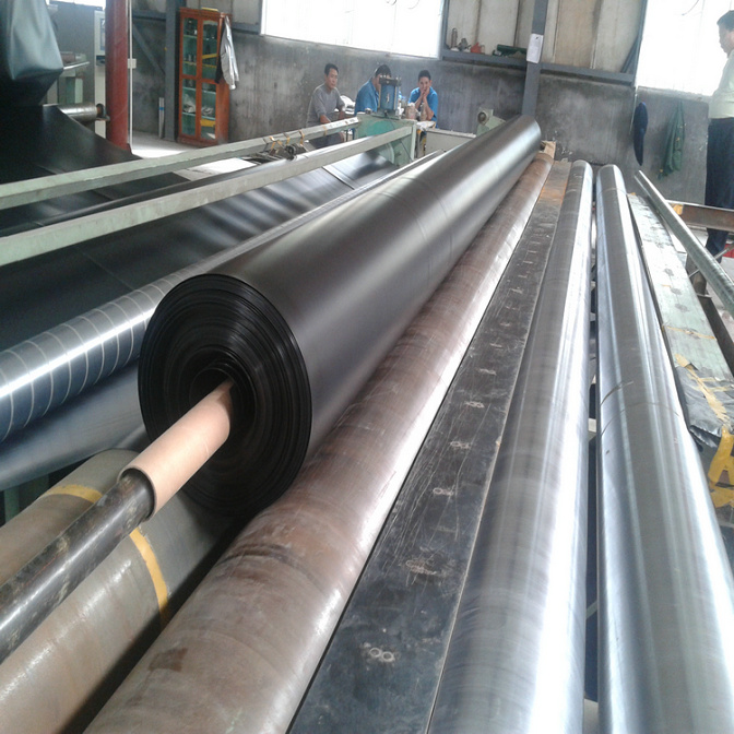 化學反應池防滲用1.5mm土工膜生產廠家