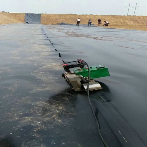 養(yǎng)殖廢水池防滲土工膜 0.30mmHDPE土工膜生產(chǎn)廠家