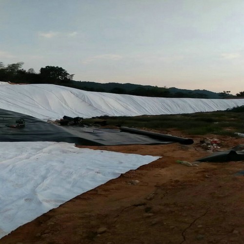 蓮藕池防滲用1.2mmHDPE防滲膜性能穩定