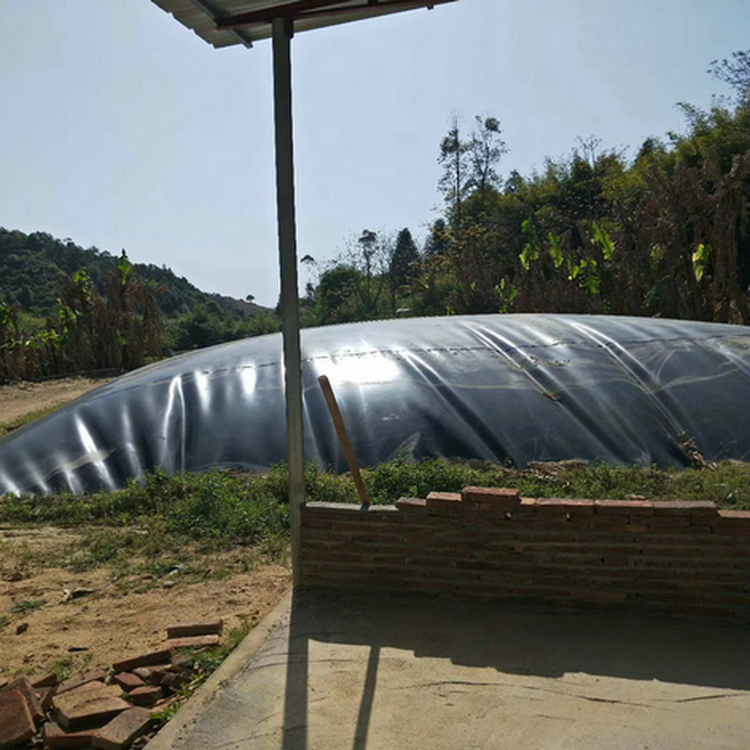 化學反應池防滲用1.5mm土工膜生產廠家