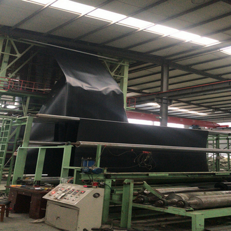 農(nóng)業(yè)水庫防滲HDPE土工膜 1.9mm土工膜廠家批發(fā)價