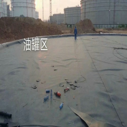 1.2mm沼氣池頂膜覆蓋黑膜防滲膜 氧化塘防滲土工膜 hdpe防滲膜1mm報價