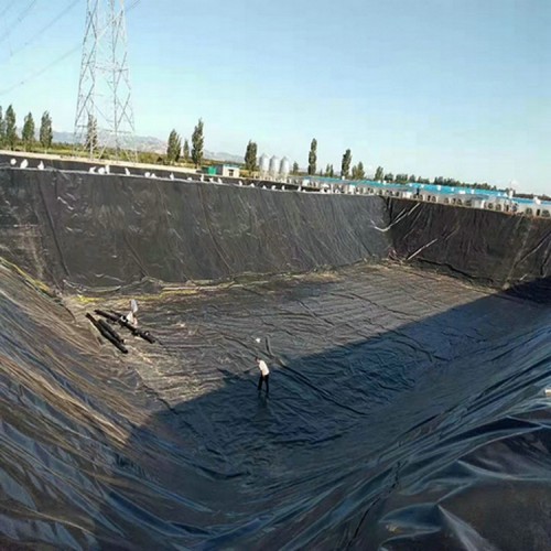 厚度1.5mmHDPE土工膜多重源頭生產(chǎn)廠