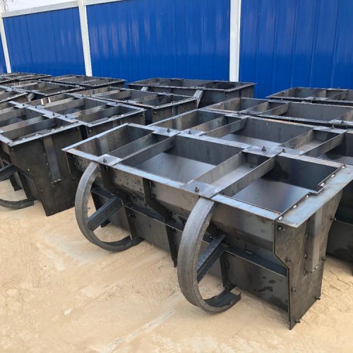 隔離帶模具 高速隔離帶模具 預制隔離墩鋼模具