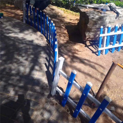 PVC圍墻護欄  PVC護欄  PVC綠化帶圍欄