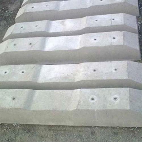 鐵路新II型水泥軌枕生產商 山東中煤供應水泥軌枕