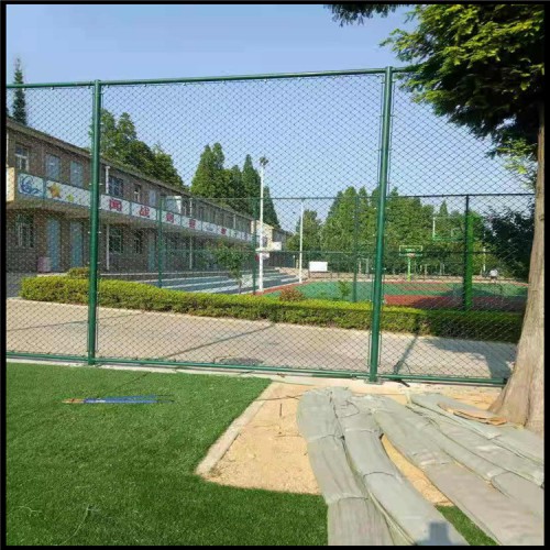 網(wǎng)球場圍網(wǎng)施工 高速公路圍網(wǎng) 鐵絲網(wǎng)圍網(wǎng)廠家
