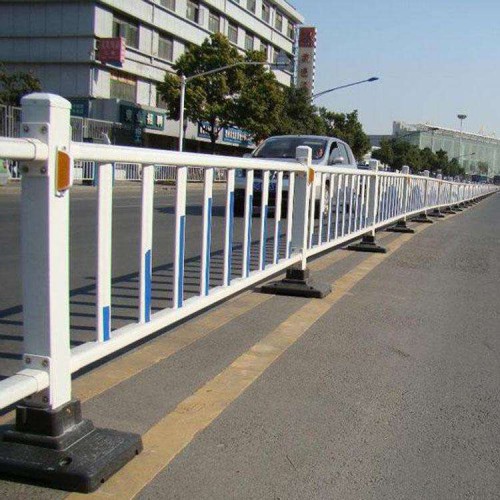市政護(hù)欄道路隔離護(hù)欄人行道護(hù)欄