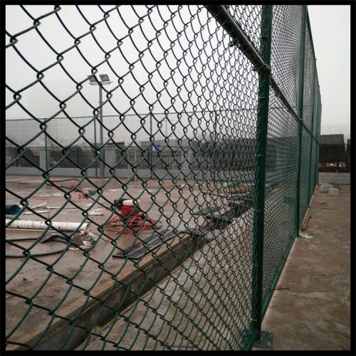 球場護欄網廠商 體育場勾花圍網