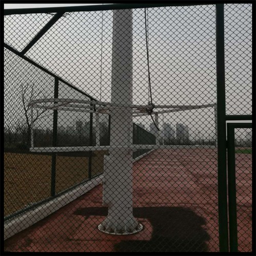 球場圍網(wǎng)工廠 運動場圍網(wǎng)價錢