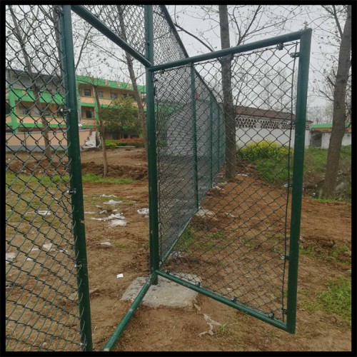 羽毛球場圍網 網球場圍網施工報價 供應體育場圍網