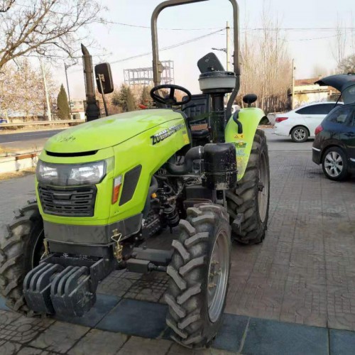 中聯(lián)704農(nóng)用四輪拖拉機(jī) 強(qiáng)壓多路閥 8+8梭式換擋 直補(bǔ)價(jià)