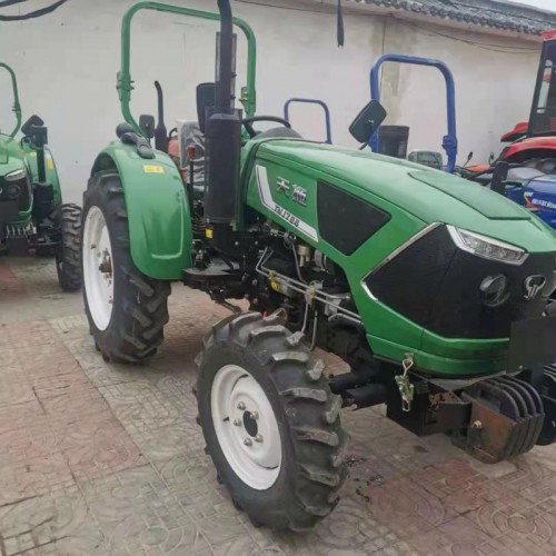 天拖704農用中型拖拉機 四驅多功能耕地機 8+8梭式換擋