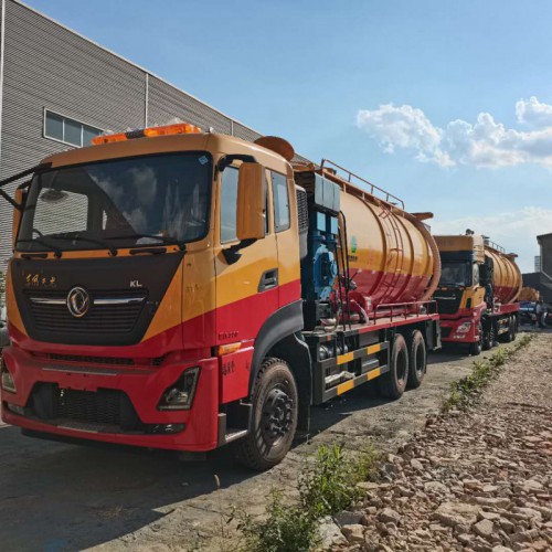 22方東風天龍吸污車  淤泥清運車  養殖場抽糞車廠家直銷