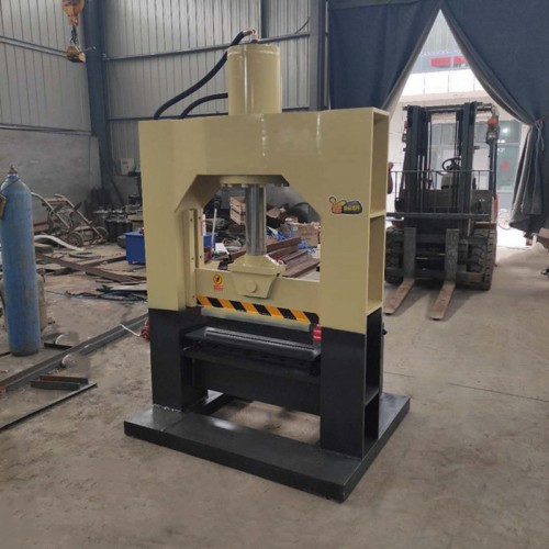 馬蹄石對(duì)開機(jī) 文化石斬石機(jī) 廣場(chǎng)石切石機(jī)