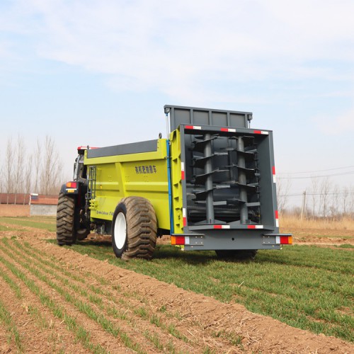 農(nóng)家糞拋糞車 畜禽糞撒糞車 揚(yáng)糞車