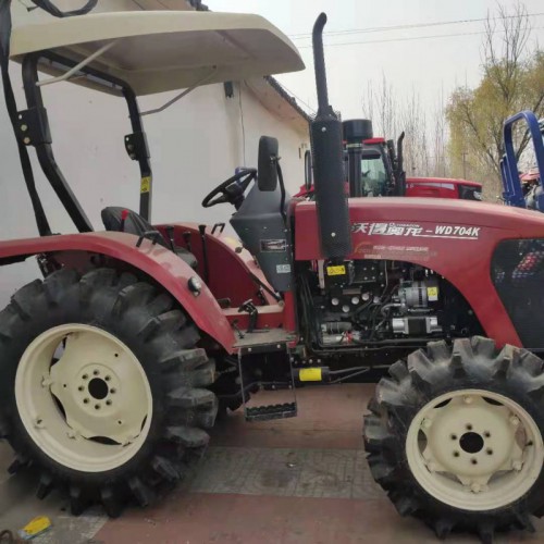 沃得704農(nóng)用四輪拖拉機(jī) 強(qiáng)壓多路閥 8+8梭式換擋 直補(bǔ)價(jià)
