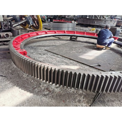 2.5米2.8米菱鐵礦回轉(zhuǎn)窯大齒輪，42CRMO廠家配件