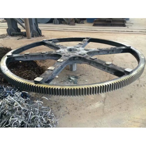 聊城  齒數(shù)130質(zhì)量好 球磨機(jī)大齒輪  3.7米