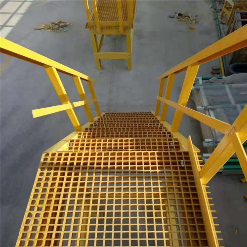 防滑玻璃鋼格柵蓋板25*25鴿舍地網(wǎng)玻璃鋼格柵