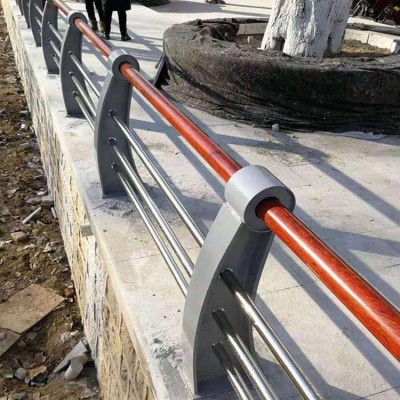 景觀(guān)護(hù)欄   景觀(guān)護(hù)欄廠(chǎng)家制定