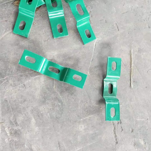 護欄板托架 波形護欄托架 托架廠家 鍍鋅托架