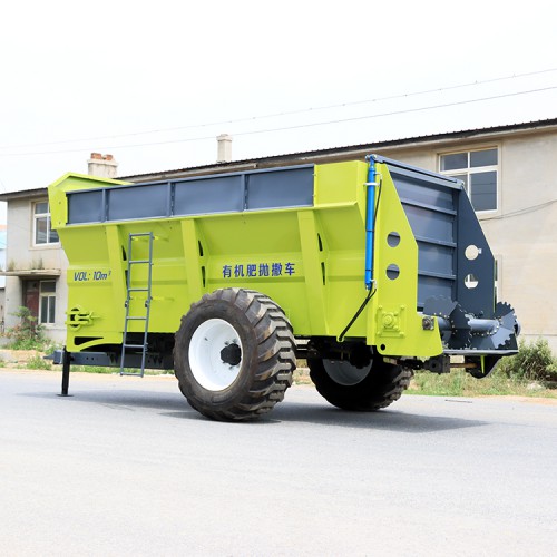 大連雨林新型8方單橫絞龍撒肥機(jī) 糞肥撒糞車(chē)