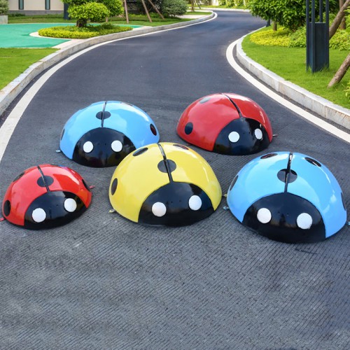 戶外創(chuàng)意擺件仿真甲殼蟲動(dòng)物玻璃鋼雕塑大型公園草坪園林落地裝飾