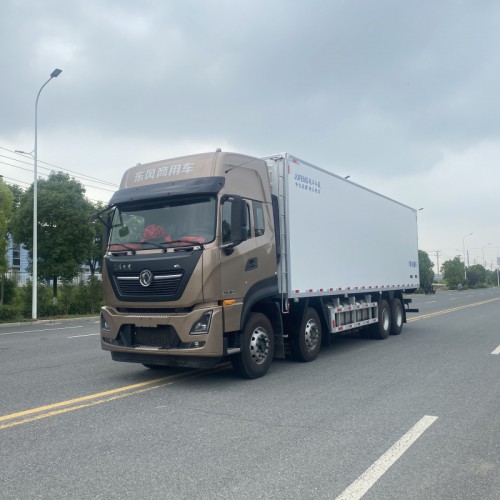 新款東風(fēng)9米6前四后八保溫冷藏車(chē) 肉鉤冷凍車(chē) 可選自動(dòng)擋