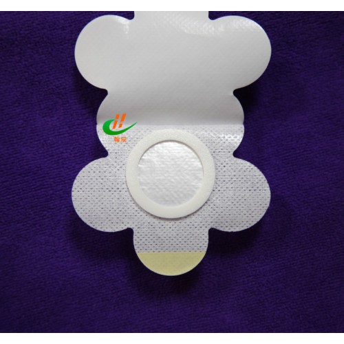 穴位貼敷白色無(wú)紡水刺布7*7梅花三伏貼 免費(fèi)打樣