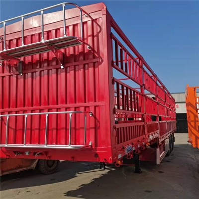 高低板蒼藍(lán)半掛車 側(cè)翻高低板蒼藍(lán)半掛車