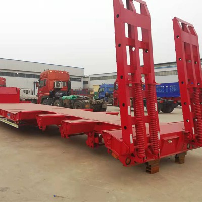 液壓特種鉤機(jī)板半掛車