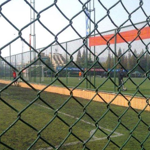 環(huán)華壓扁鐵式足球場(chǎng)圍網(wǎng) 體育場(chǎng)網(wǎng)圍欄