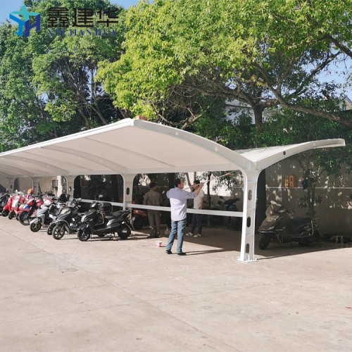防臺(tái)風(fēng)戶外膜結(jié)構(gòu)停車棚七字型車棚活動(dòng)伸縮電動(dòng)雨棚安裝