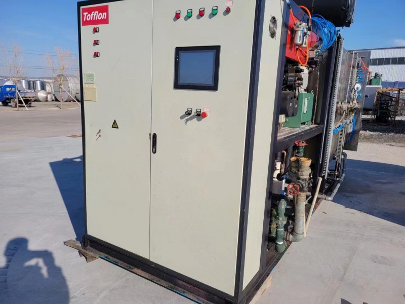 東富龍5平方凍干機 (2)