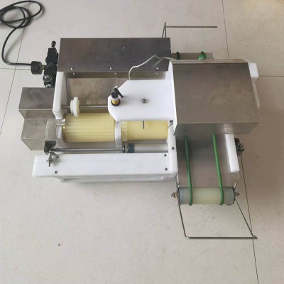 小型穿串機(jī)