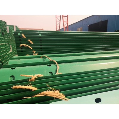 高速護(hù)欄三波板安裝價格