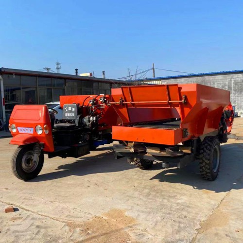 自走式農家肥撒糞機 柴油三輪撒糞車 2方干濕糞有機肥施肥機