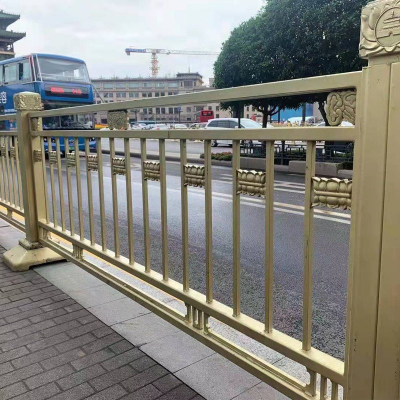 城區機非隔離欄多少錢一米